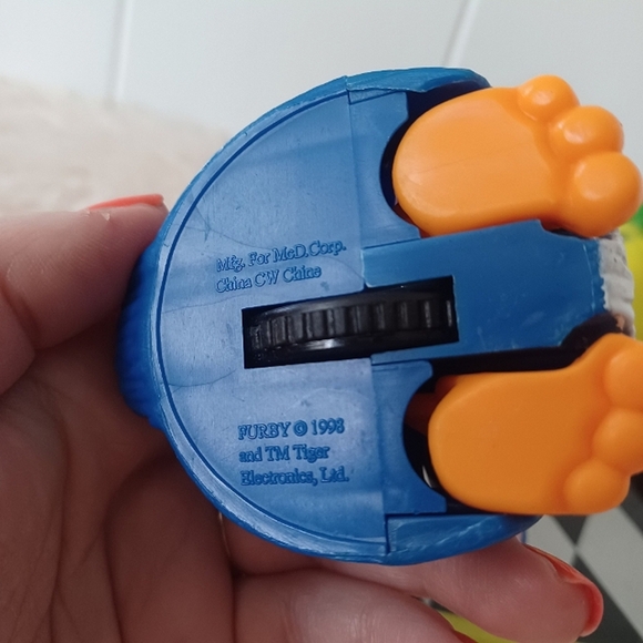 Vintage Furby Toys - McDonald's - Picture 8 of 9